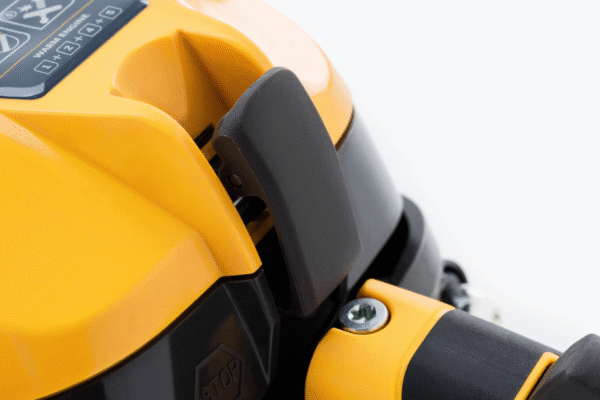 54242 Mootorsaag Stiga CS 750 (18")