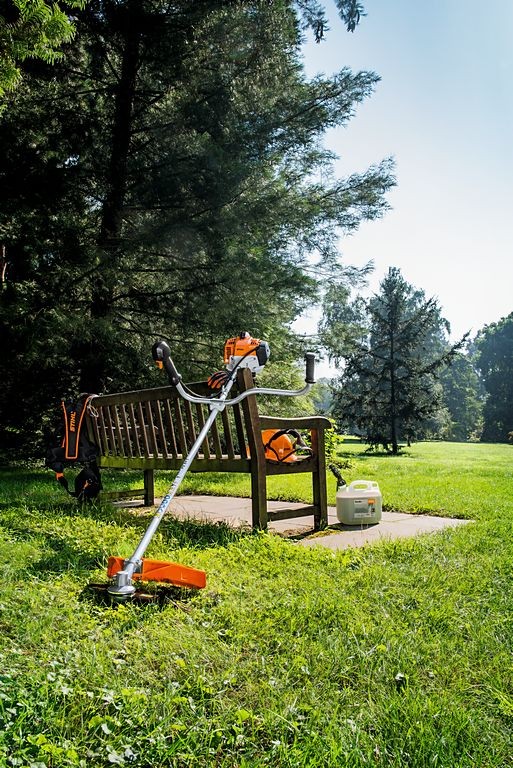 f-fs94-i002 Võsalõikur Stihl FS 94 C-E (kergkäivitusega) + trimmipea