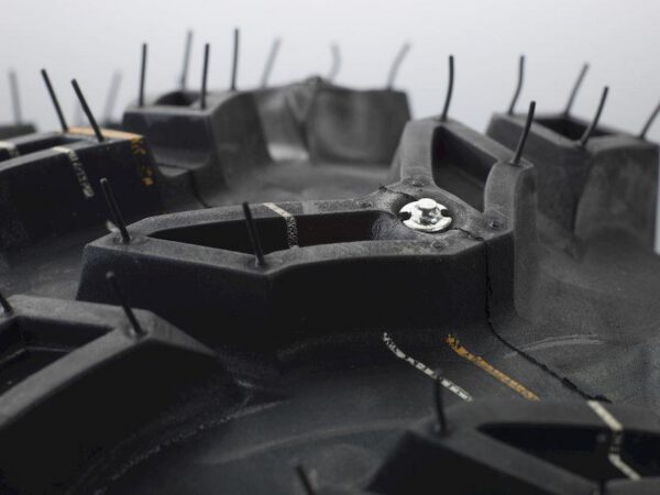 Naastud talverehvile Stiga