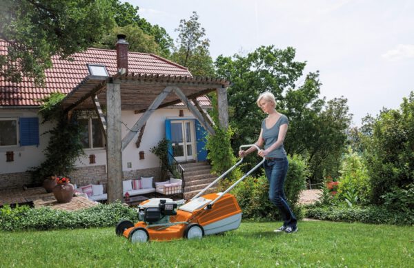rm-rm248-aw-001 Muruniiduk Stihl RM 248 EVC