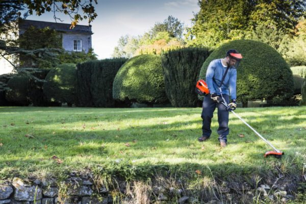 135117845 Akuga trimmer ECHO DSRM-300