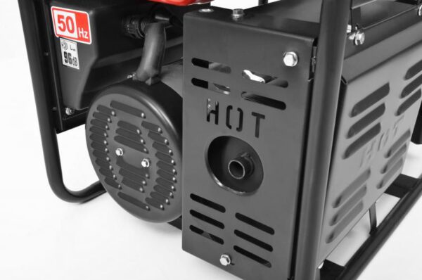 Elektrigeneraator Hecht GG 3300W (ratastel ja käepidemega)