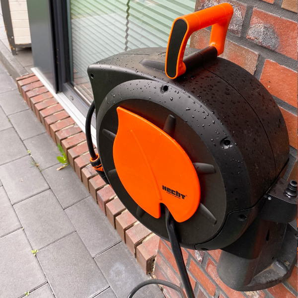 HECHT-08666-3 Voolikurull 20M (seinale kinnitatav)