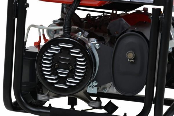 1420 Elektrigeneraator Hecht GG 8000 (ratastel, käepidemega ja elektristarteriga)