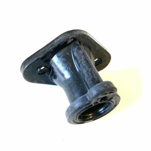 929011043 Karburaatori vahetükk Hecht 929R / 925