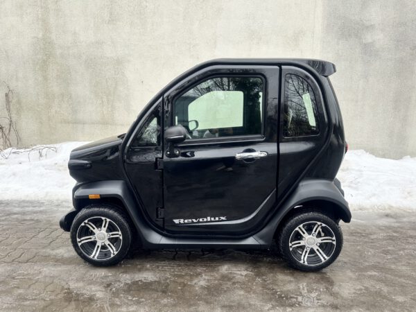 IMG_3607 Elektriline mopeedauto EV300-M1 Luqi Revolux (150Ah)