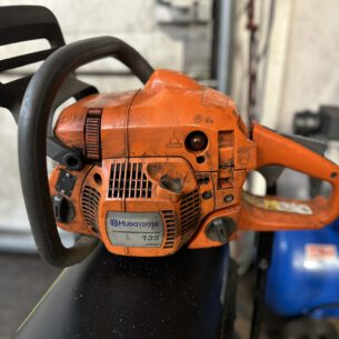 Mootorsaag varuosadeks - Husqvarna 135