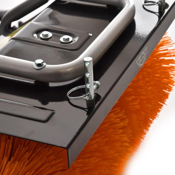 Tänavakoristusmasin HECHT 8615 (bensiinimootoriga)